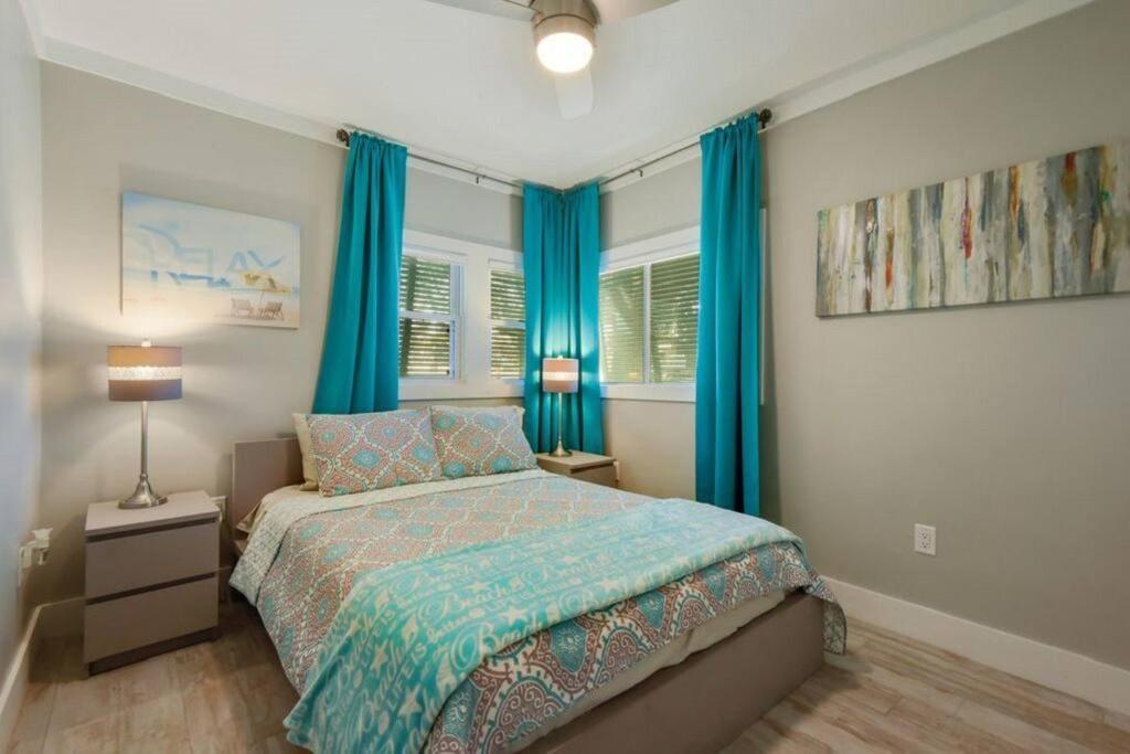 Shady Oaks Beach House With Beautiful Ocean Views! Gulfport Exterior photo