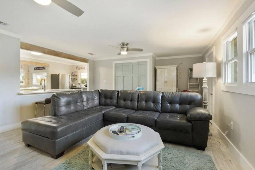 Shady Oaks Beach House With Beautiful Ocean Views! Gulfport Exterior photo